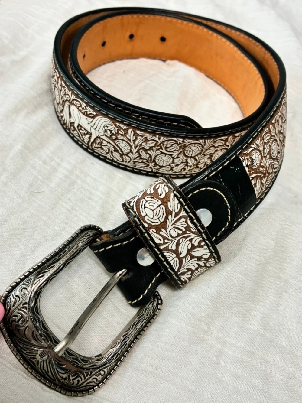 Vintage Women's Floral Tooled Leather Belt with Silver Buckle Boho